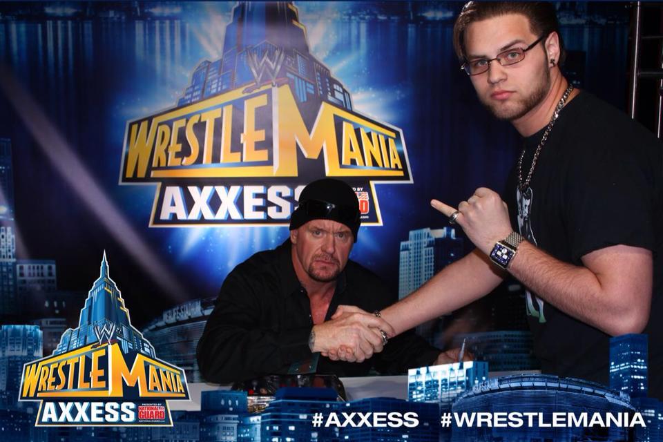 The UnderTaker & Dom The Don @ WM29 Axxess